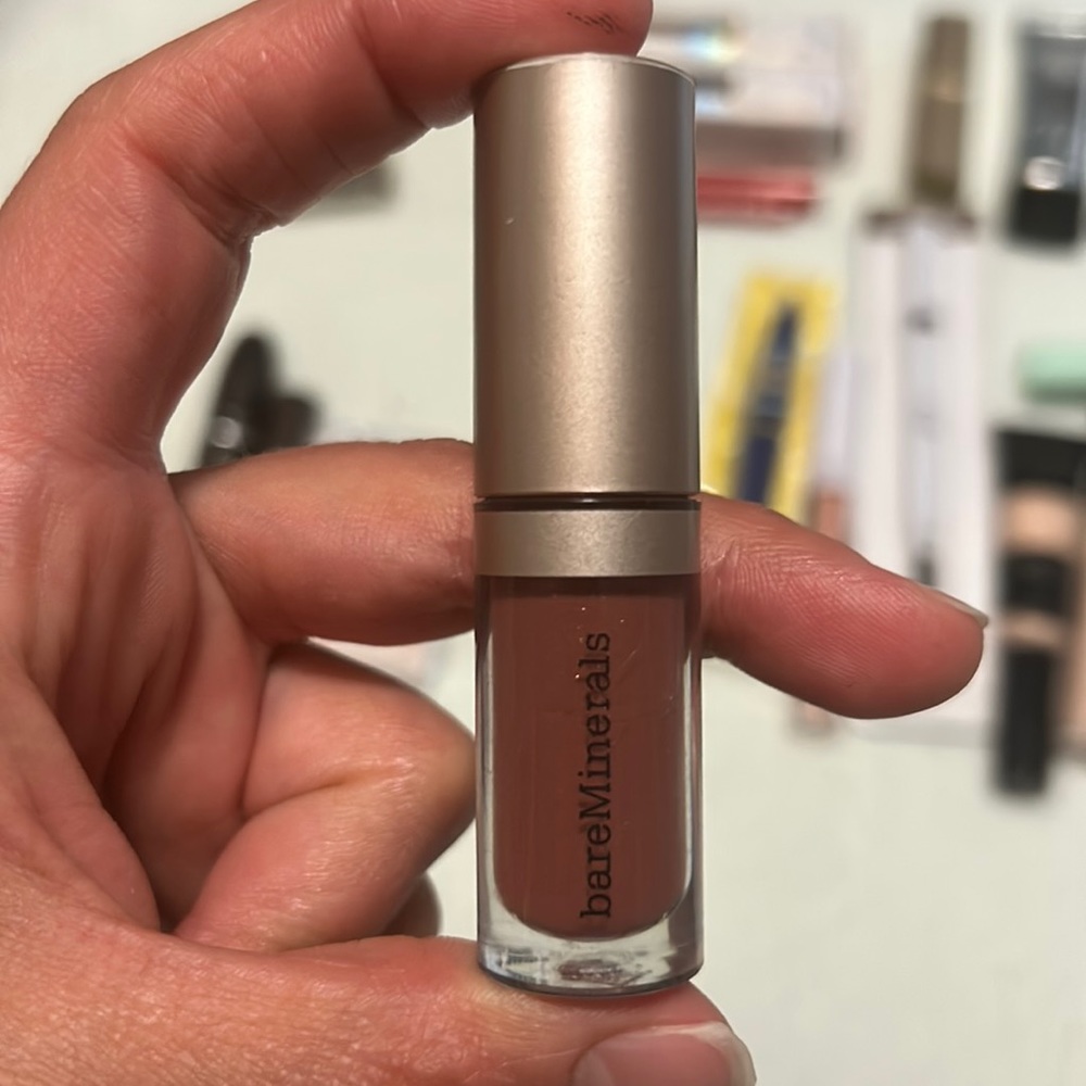 Makeup Bundle - Picture 6 of 15